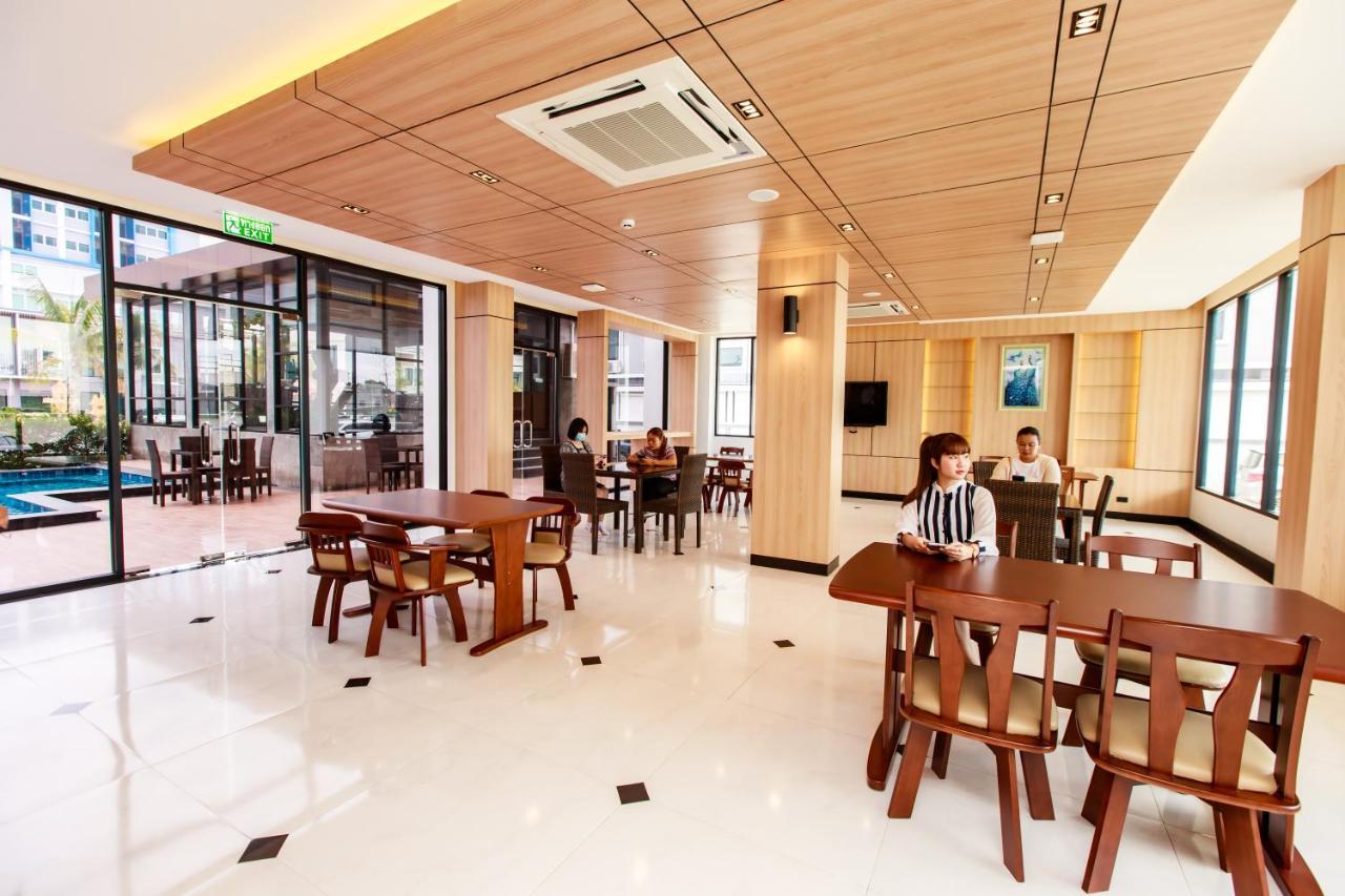 Siri Hotel Lumphun Ban Pa Daet Exterior photo